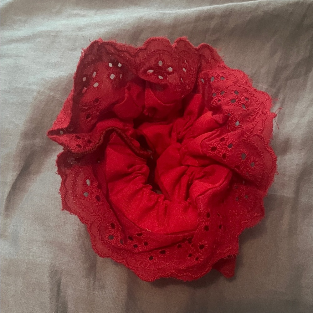 Large Red Lace Scrunchie - Picture 2 of 3